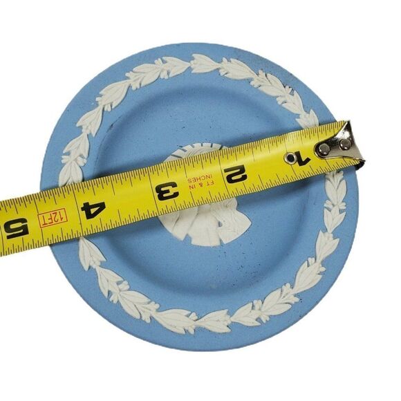 Wedgwood Collectors Society Wellington 4.5" Dish Made in England Limited Edition - Picture 5 of 5